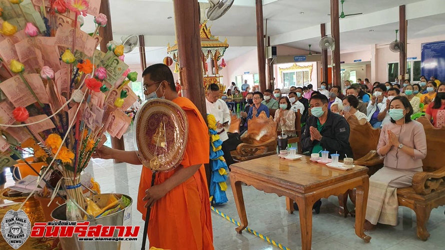 นครสวรรค์-นายกติดตามภัยแล้งที่บางเคียน