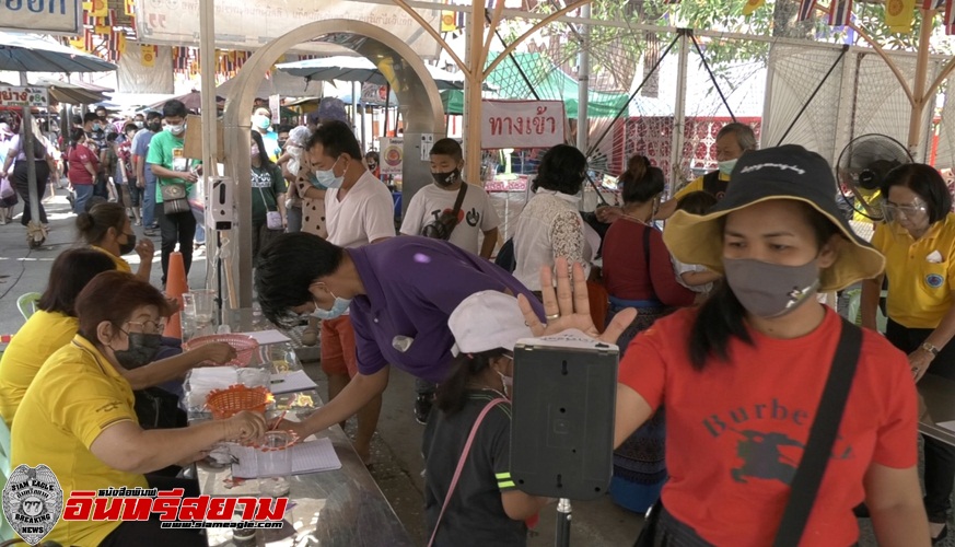 อยุธยา-วัดสะตือเปิดให้ พุทธศาสนิกชน ที่มากราบไว้ขอพร แก้บนหลวงพ่อโต