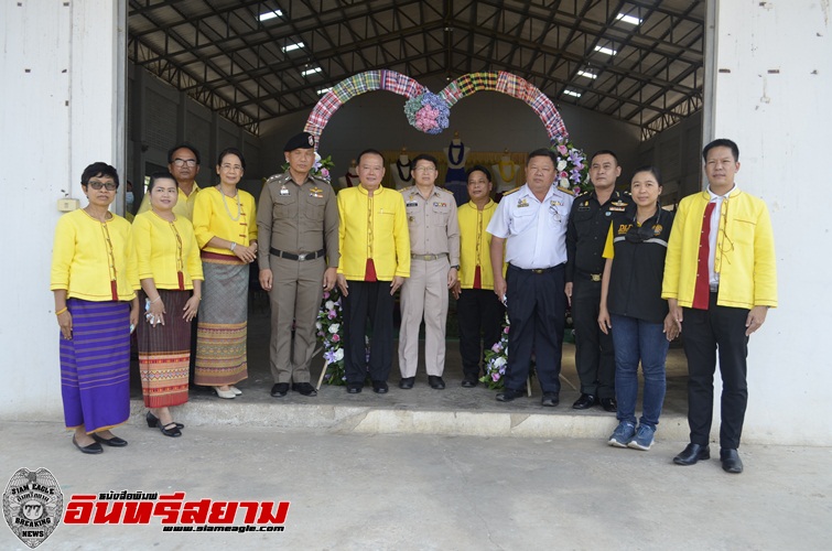 อุตรดิตถ์ – อ.ตรอนจัดกิจกรรมวันสตรีสากล ” สืบสานศิลป์ถิ่นไทย งดงามทันสมัย “