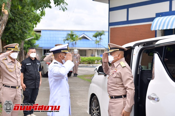 ผบ.ทร.ตรวจเยี่ยมกำลังพลกองทัพเรือ ให้ปฎิบัติหน้าที่ด้วยความภาคภูมิใจ