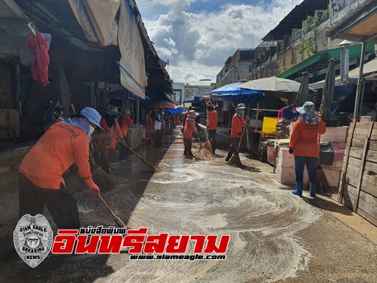 ลพบุรี-ปิดเมืองลพบุรีล้างฆ่าเชื้อสร้างความมั่นใจให้ประชาชน