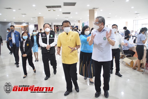 อยุธยา-ตรวจเยี่ยมจุดบริการฉีดวัคซีนโควิด-19 เพื่อผู้ประกันตน ม.33 ของประกันสังคม