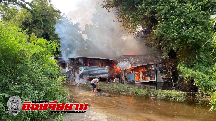 ลพบุรี-ทุกข์ซ้ำนำ้ท่วมบ้านยังไม่ทันลด ไฟไหม้บ้านวอด 7 ชีวิตเคว้งคว้าง