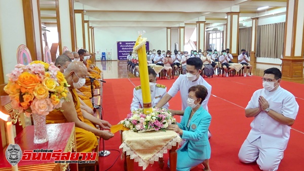 ปทุมธานี-พุทธสมาคมจ.ปทุมธานีอัญเชิญเทียนพรรษาพระราชทานฯ ถวายแด่วัดในจังหวัดปทุมธานี8วัด