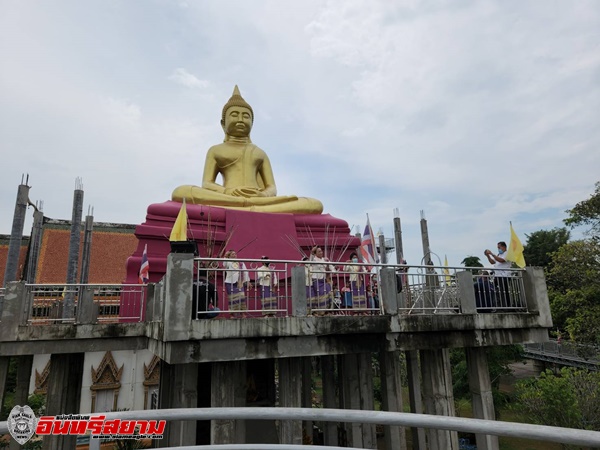 ปราจีนบุรี – โค้งสุดท้ายก่อนหวยออกรำถวาย-ไหว้ขอพรหลวงพ่อพุทธโสธรองค์จำลอง