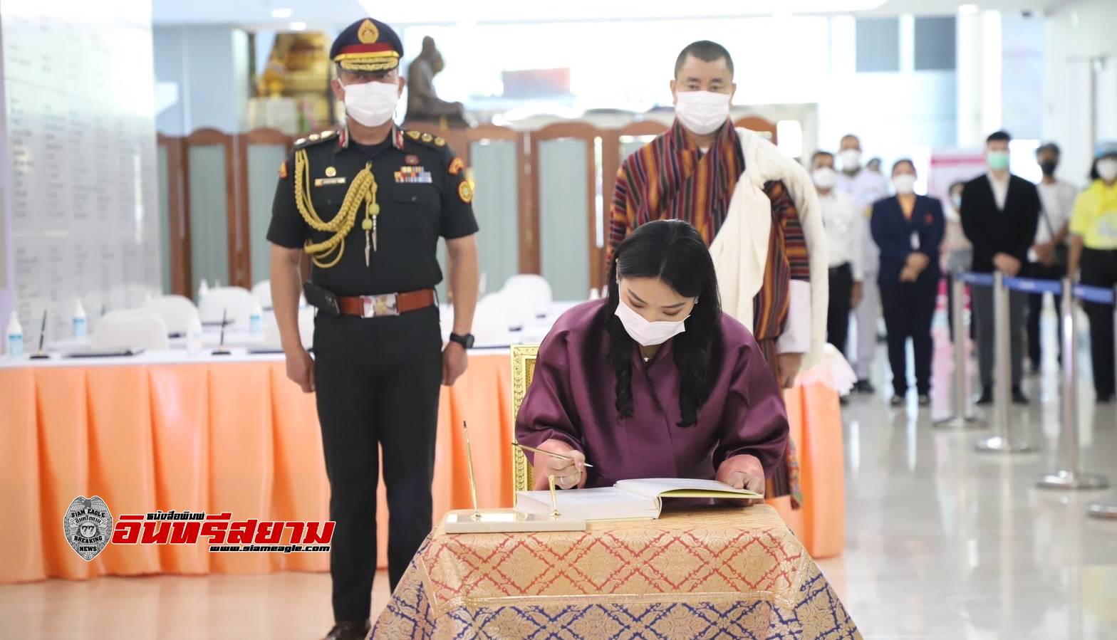 กาญจนบุรี-ลงนามถวายพระพร รพ.จุฬาลงกรณ์ กรุงเทพมหานคร