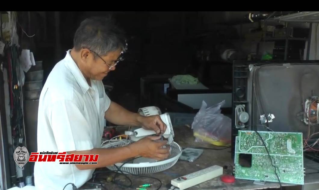 ลพบุรี-อากาศร้อนระอุ ค่าไฟแพง..ปิดแอร์สลับพัดลมลดค่าใช้จ่ายได้