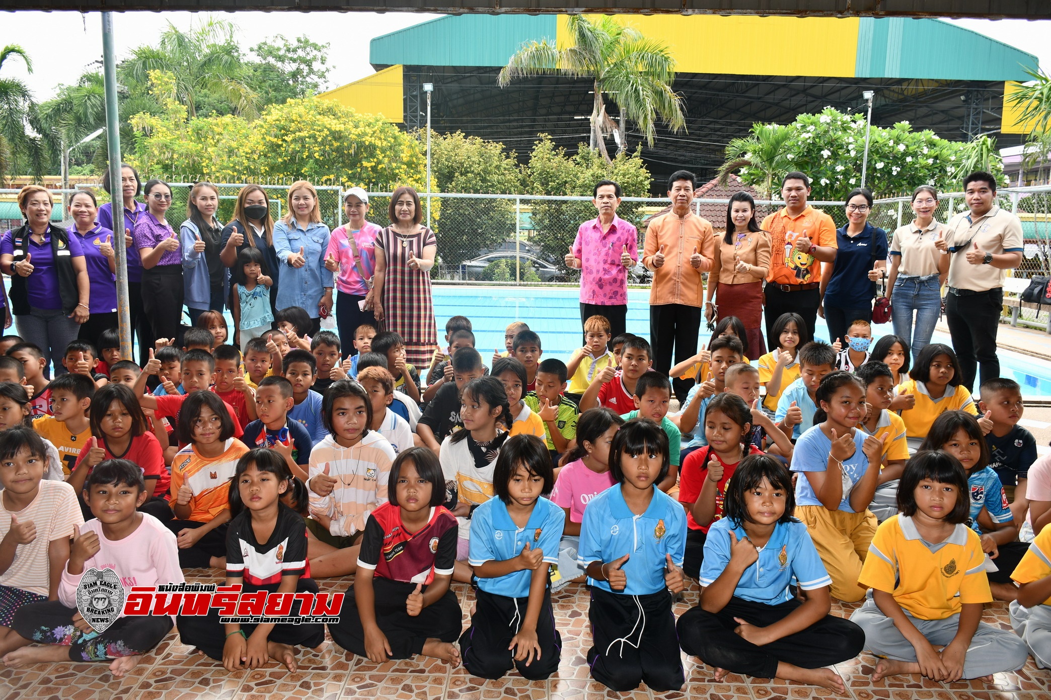 ศรีสะเกษ-ผอ.สพป.ศรีสะเกษ เขต 1 ห่วงนักเรียนจมน้ำเสียชีวิตเปิดโครงการว่ายน้ำเพื่อชีวิต