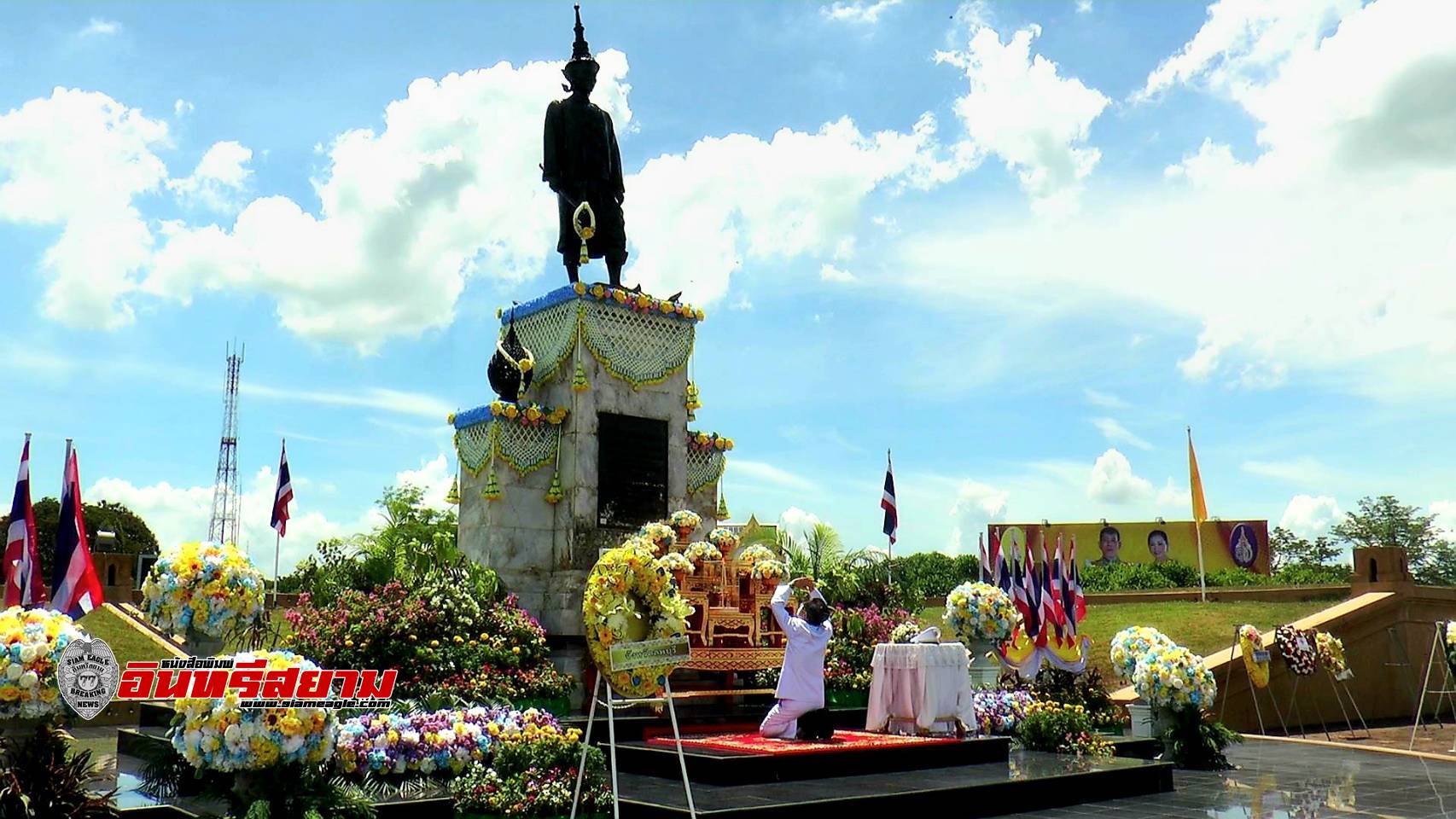 ลพบุรี-ผู้แทนพระองค์วางพวงมาลาราชสักการะสมเด็จพระนารายณ์มหาราช