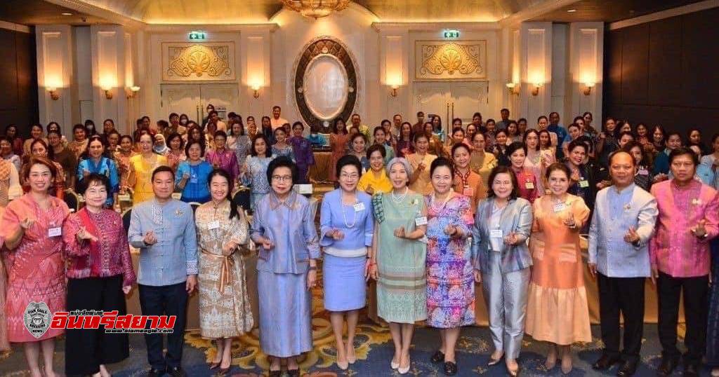 อยุธยา-สร้างการรับรู้ สืบสาน อนุรักษ์ ภูมิปัญญาผ้าไทยและส่งเสริมการพัฒนาผลิตภัณฑ์ให้เป็นมิตรต่อสิ่งแวดล้อม