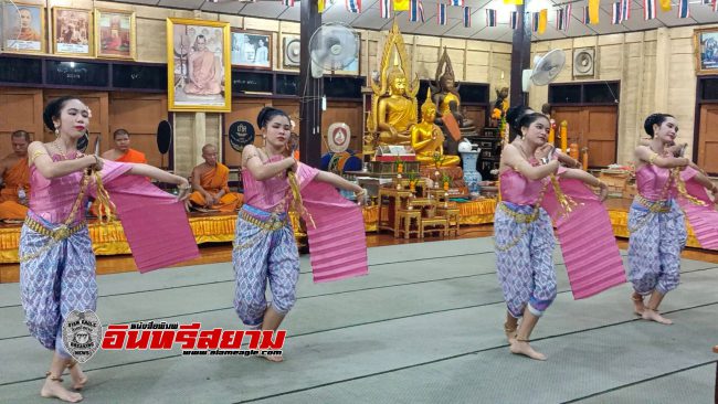 ปราจีนบุรี – น้ำตาคลอรับวันแม่ ลูกชายทั้ง 5 จัดนางรำหน้าศพแม่รับวันแม่