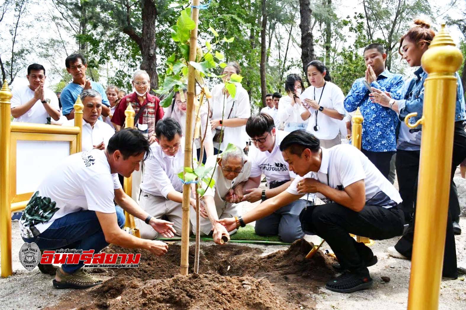 ประจวบคีรีขันธ์-อช.เขาสามร้อยยอด ประกอบพิธีบูชา“หลวงพ่อพุทธเมตตา”เพื่อความเป็นสิริมงคล