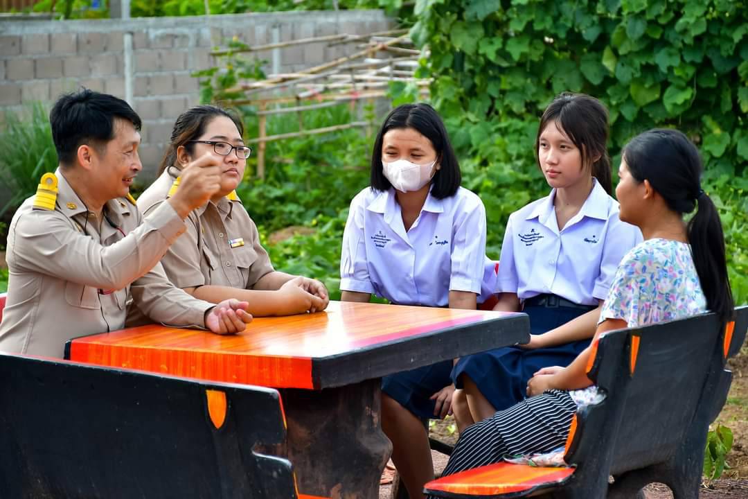 ตาก-ครูในสังกัดเทศบาลนครแม่สอด เยี่ยมบ้าน นร. สร้างความสัมพันธ์ที่ดีระหว่างบ้าน โรงเรียน