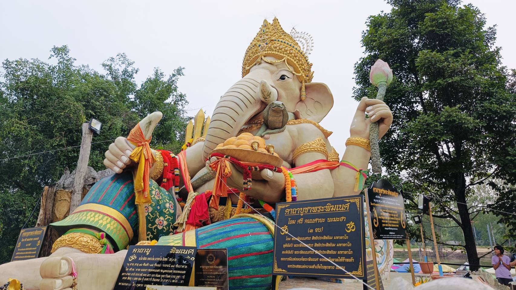 ชลบุรี-นายกเล็กตะเคียนเตี้ย เชิญชวนท่องเที่ยว-ขอพรพระพิฆเนศ ช่วงวันหยุดยาว