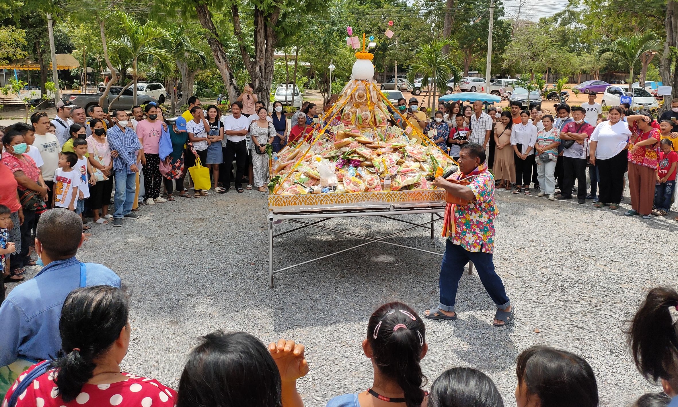 นายกเมืองหัวหิน ประธานสภาฯ ร่วมงานวันสาทเดือน 10 นครศรีธรรมราช ที่เมืองหัวหิน