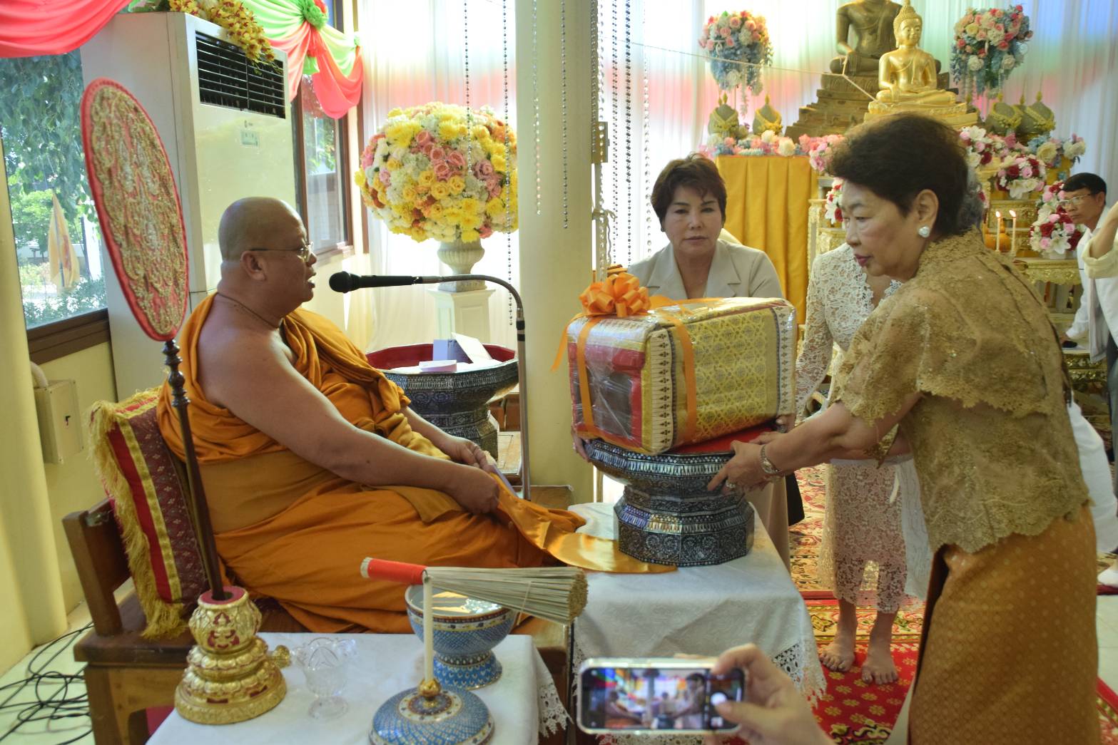 อยุธยา-วัดท่าการ้อง จัดพิธีทอดกฐินสามัคคี ประจำปี 2566