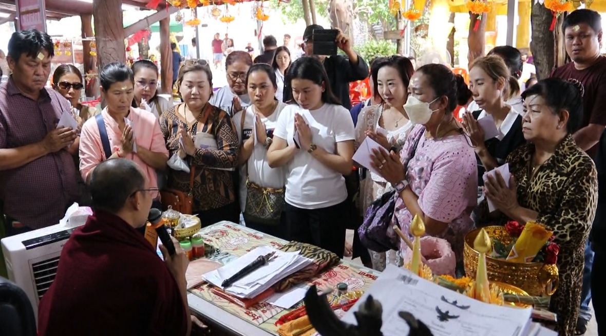 สุพรรณบุรี-แช่งโฉนดที่ดินชาวบ้านและนักธุรกิจอสังหาริมทรัพย์นำโฉนดร่วมแน่น