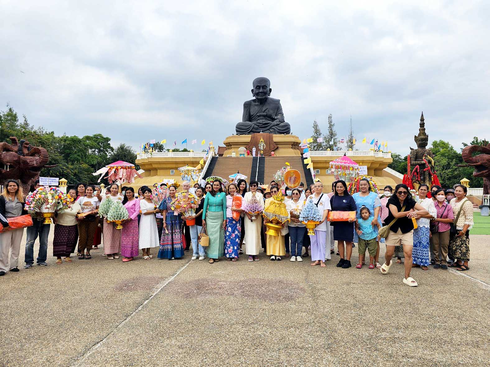 ประจวบคีรีขันธ์-กฐินส่งท้าย “วัดห้วยมงคล” ได้ยอดเงิน 1 ล้านบาท