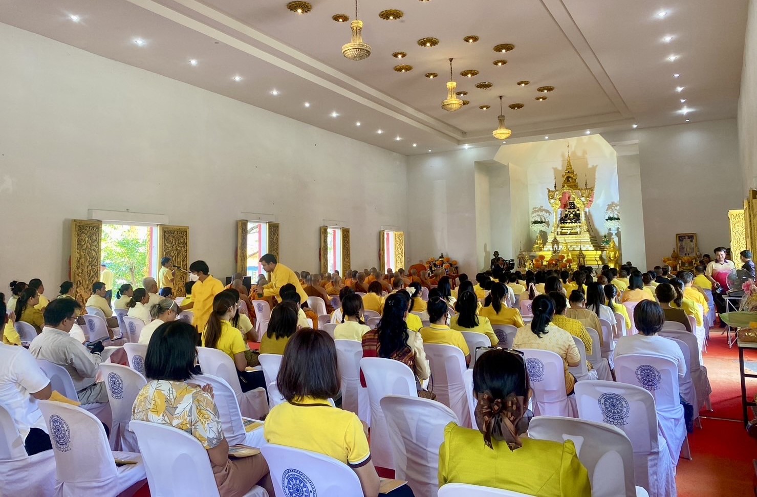 อุบลราชธานี-พิธีเจริญพระพุทธมนต์ เจริญจิตตภาวนา ถวายพระพรชัยมงคล