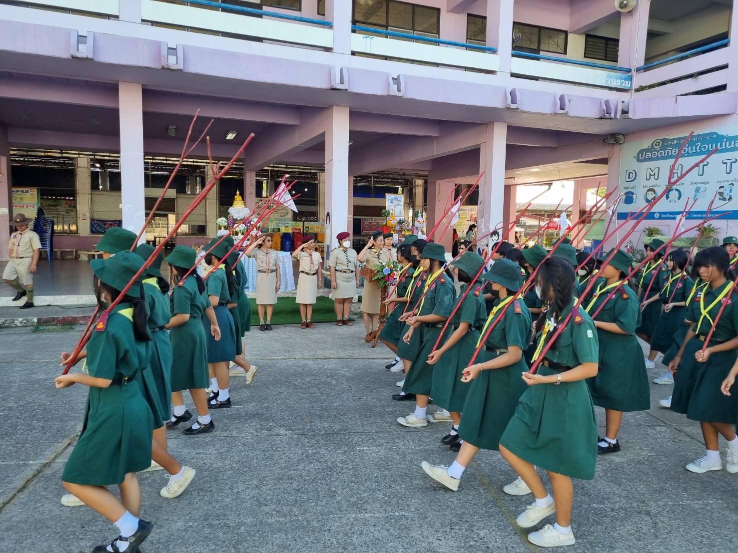 ปราจีนบุรี-พิธีปิดกองลูกเสือ รร.เทศบาล 2 (วัดหลวงปรีชากูล) ประจำปีการศึกษา 2566