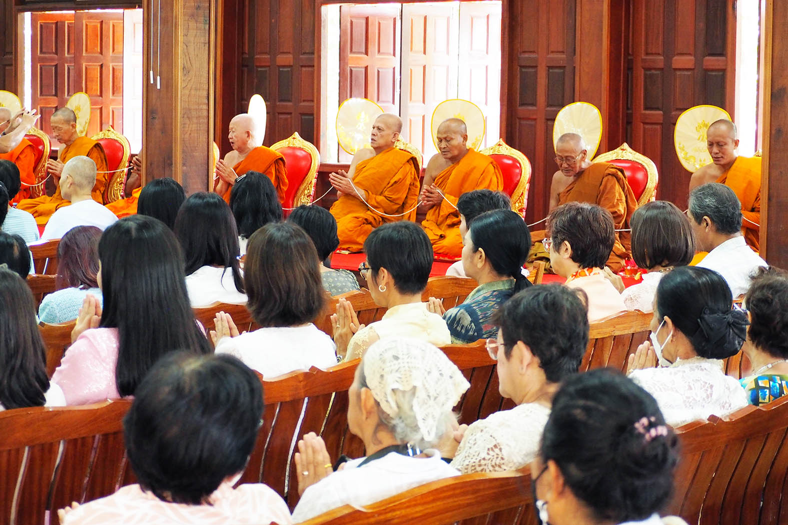 ประจวบคีรีขันธ์-แห่เสี่ยงดวงเลขเด็ดอายุวัฒนมงคล 83 ปี “หลวงพ่อพูน” เจ้าอาวาสวัดเขาเต่า หัวหิน