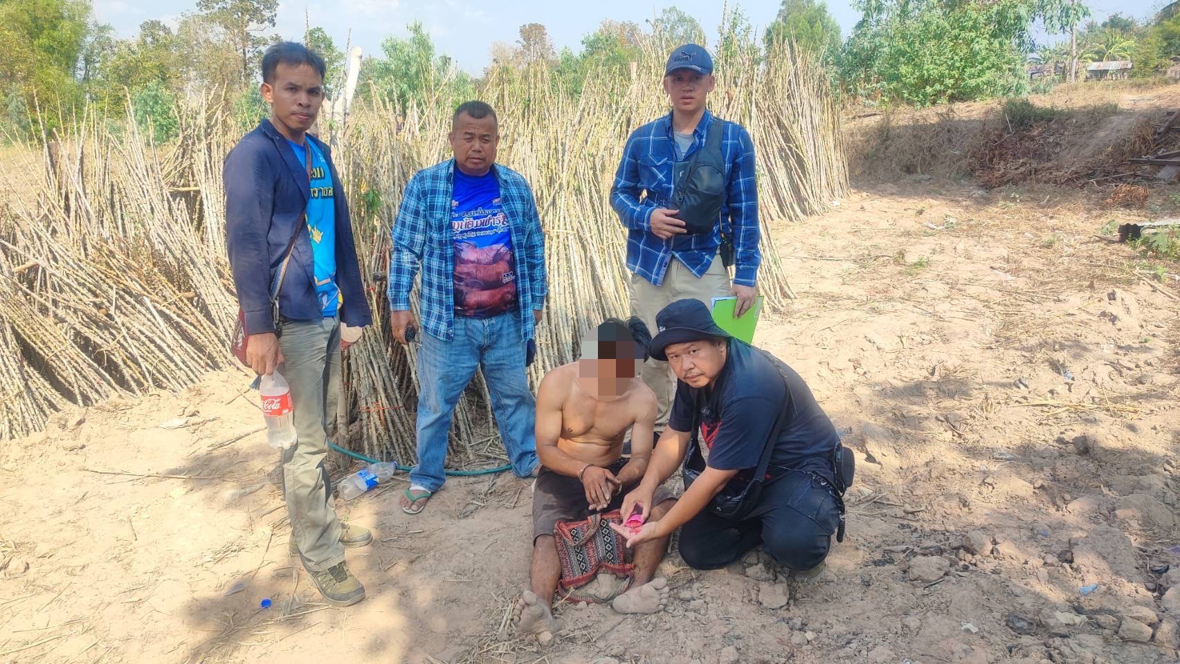 อุบลราชธานี-ตชด.227 เดินหน้าลุย “เด็ดปีกผู้ค้า ล่าผู้เสพ” รวบ ผตห.พร้อมยาบ้า