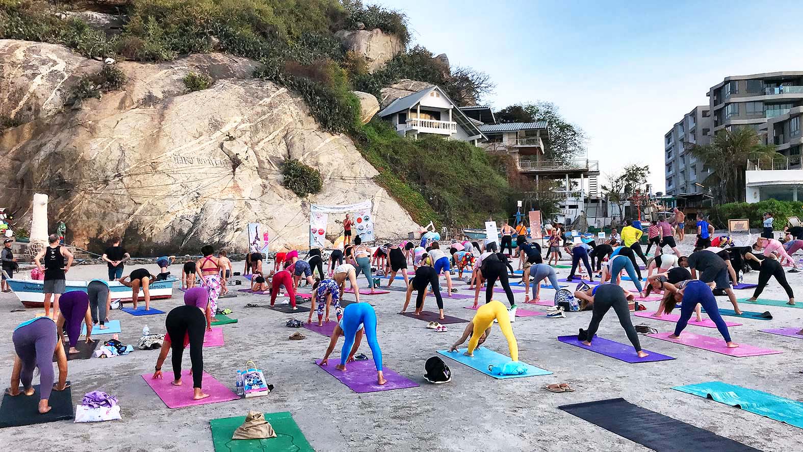 ประจวบคีรีขันธ์-ตามคำเรียกร้อง ททท.จัด ‘Hua Hin Yoga Festival 2024’ ชู Soft Power การท่องเที่ยวเชิงสุขภาพ