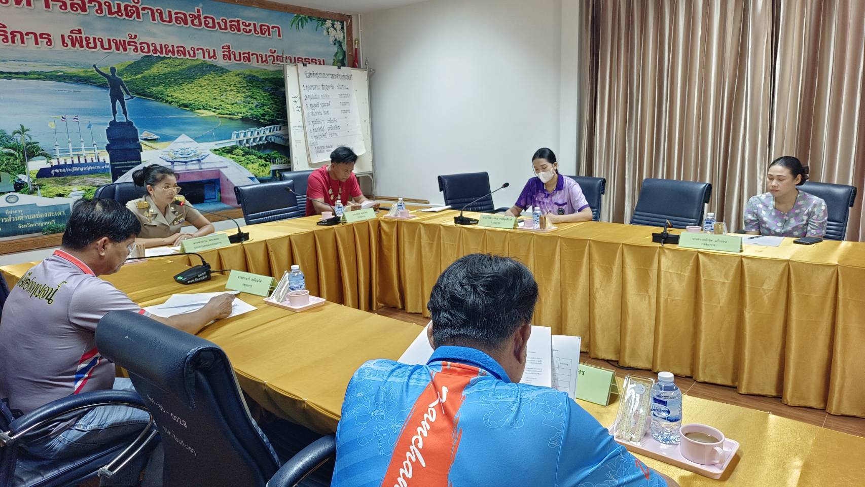 กาญจนบุรี-กำนันดีเด่น จัดประชุมคณะกรรมการสนับสนุนพัฒนาองค์การบริหารส่วนตำบลช่องสะเดา