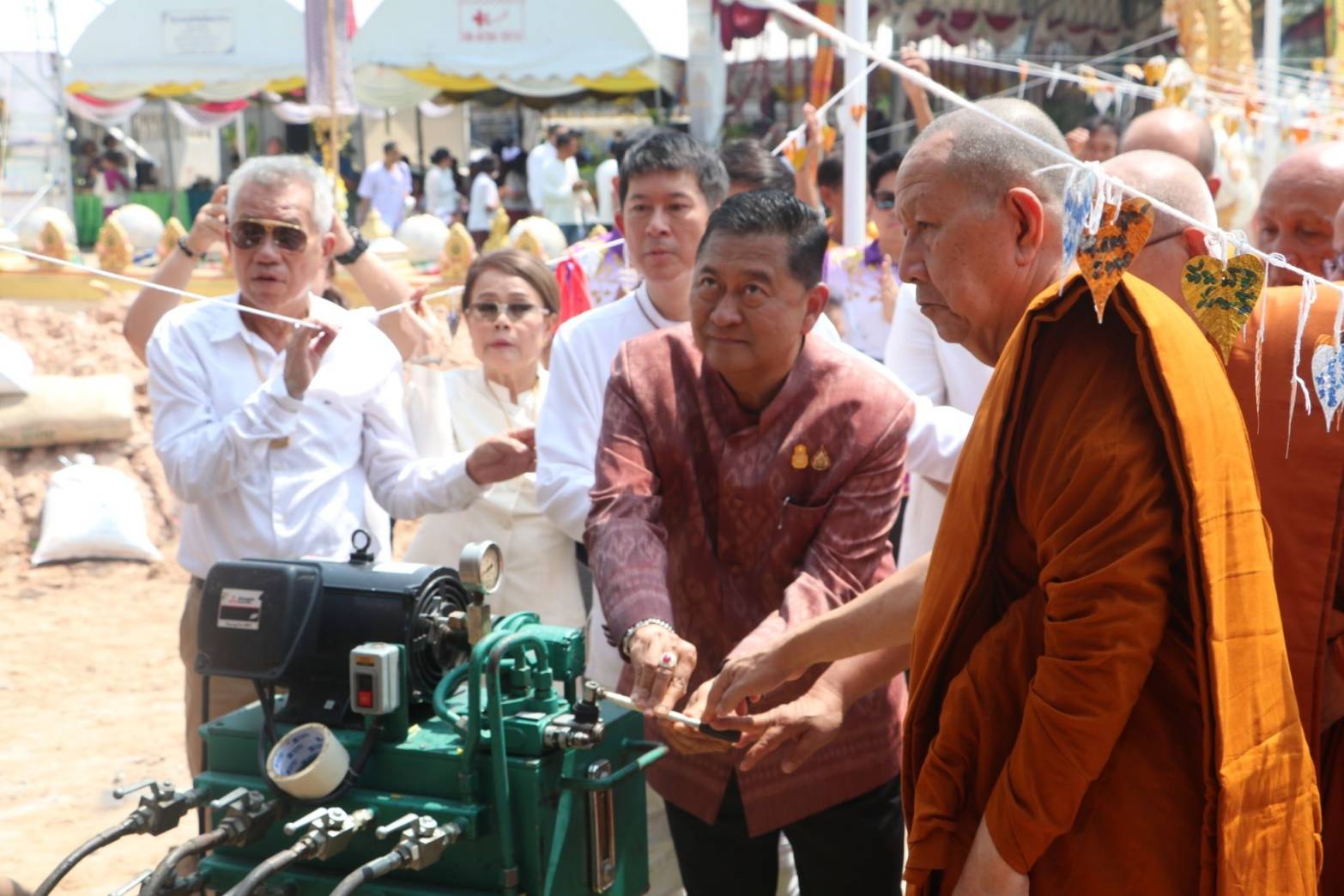 ร้อยเอ็ด-ทำบุญยกอุโบสถ ยกฐานะ ยกชะตาชีวิต หนุนดวงชะตา เสริมบารมี วัดเกษมทรัพย์พัฒนาราม