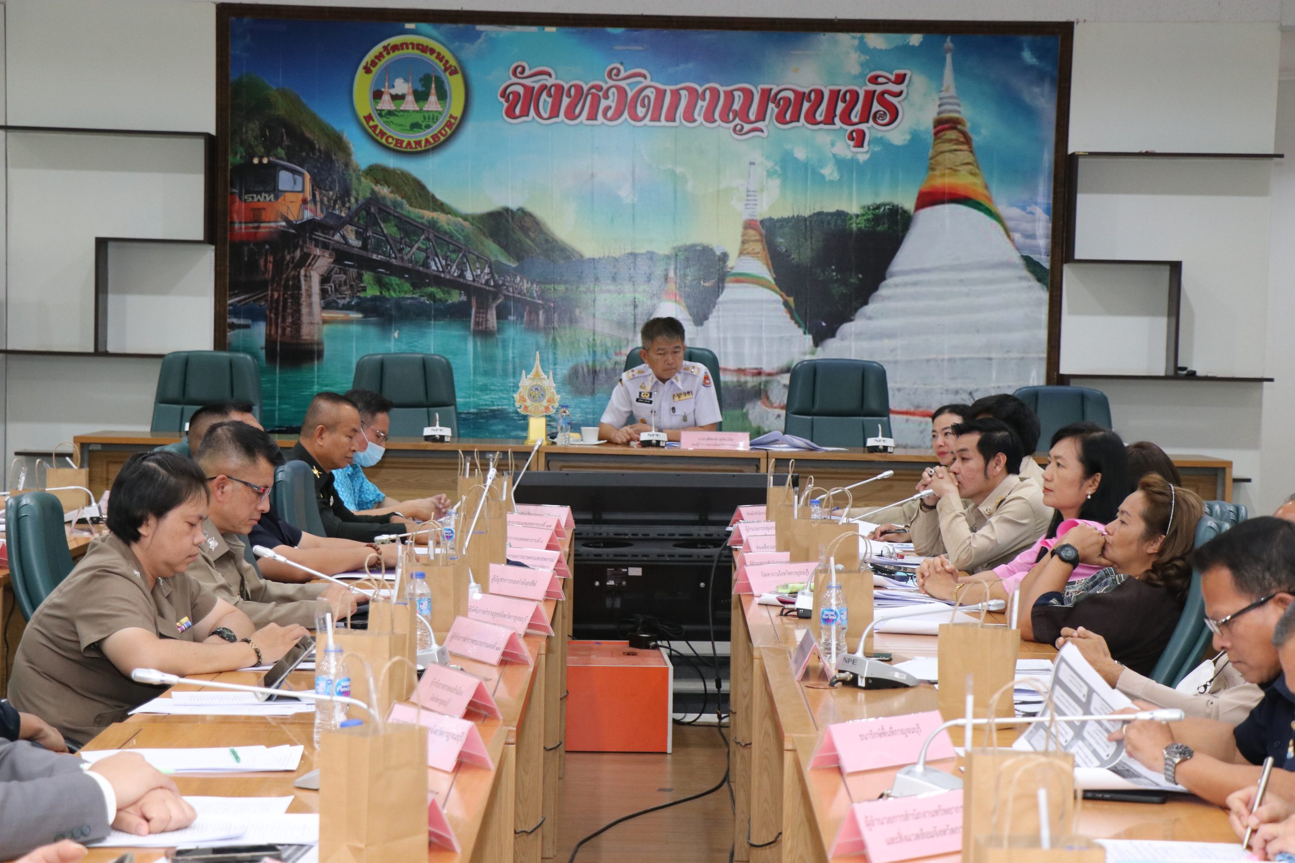 กาญจนบุรี-ประชุมหารือการพัฒนาและการแก้ไขปัญหาของนายกรัฐมนตรีประเด็นด้านการท่องเที่ยว