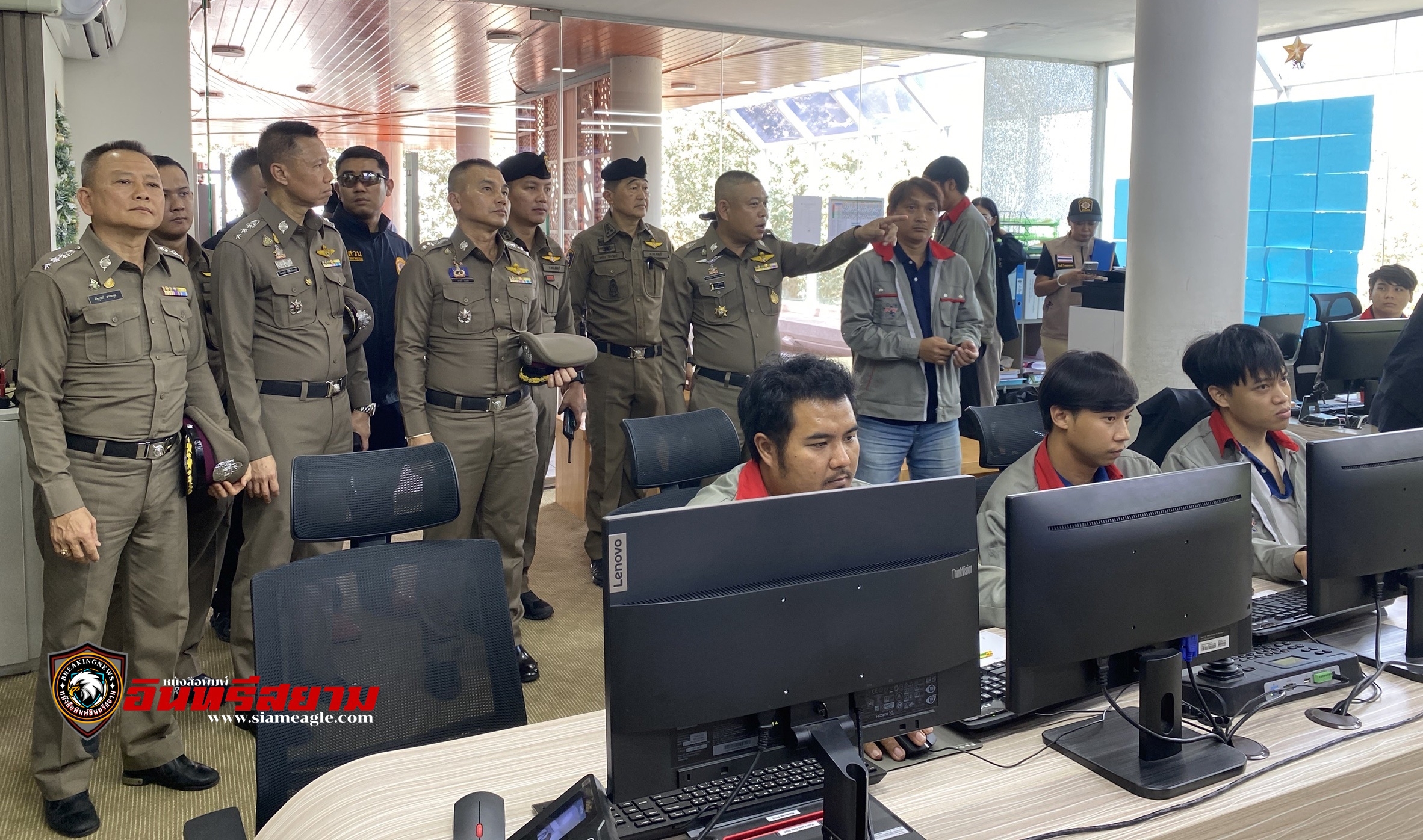 ชลบุรี-ผู้การฯนำทีมลงเกาะล้านสั่งสายตรวจดูแลนักท่องเที่ยวอย่างเข้มงวด