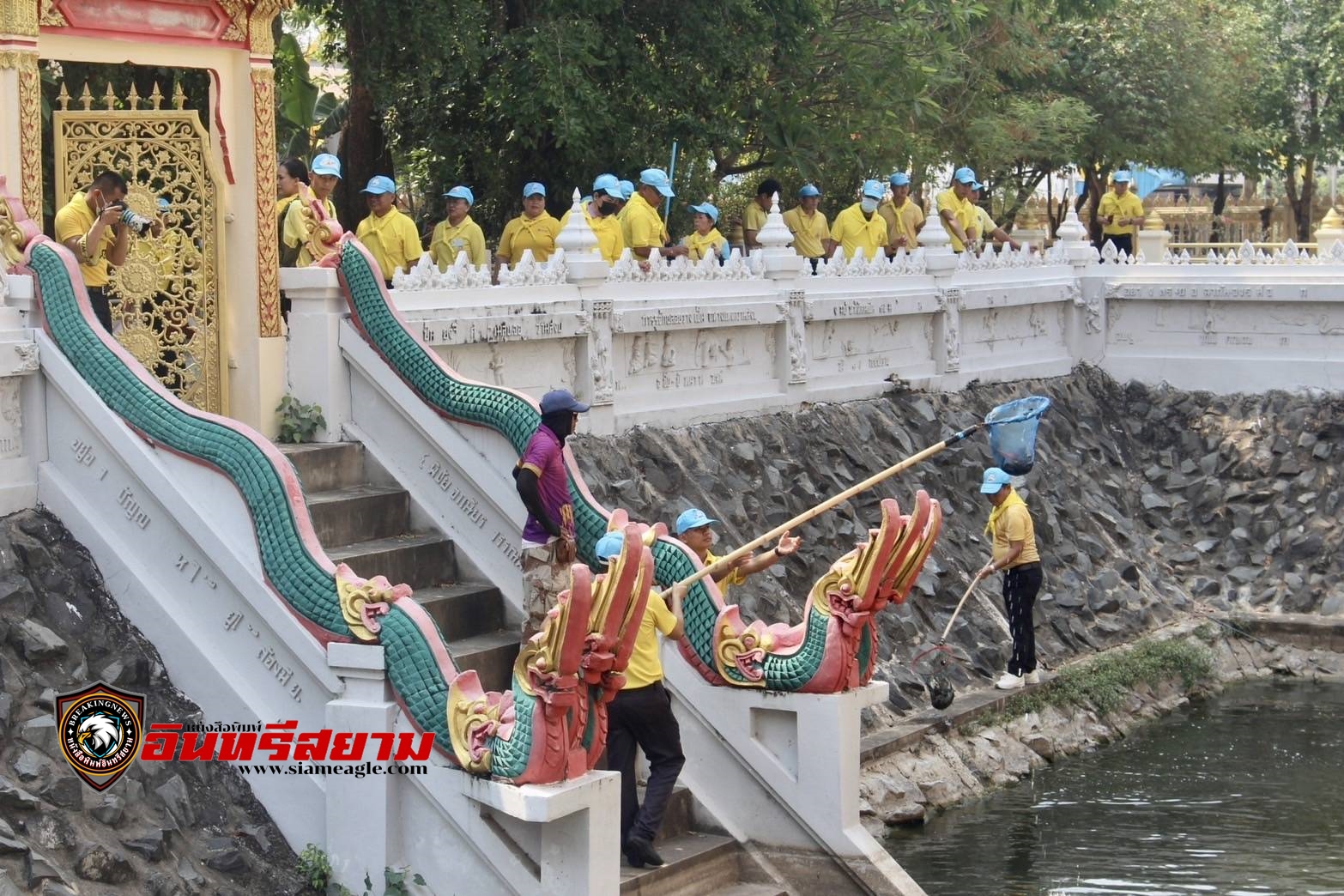 ร้อยเอ็ด-จัดกิจกรรมจิตอาสาพัฒนาและปรับปรุงภูมิทัศน์แหล่งน้ำศักดิ์สิทธิ์ วัดบึงพระลานชัย