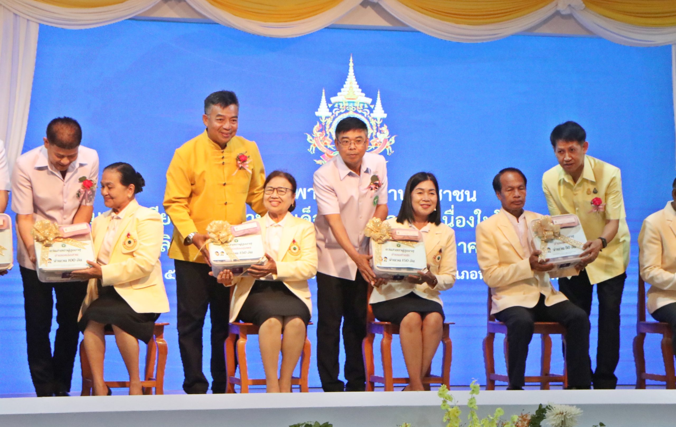 ชุมพร-จัดโครงการพาหมอไปหาประชาชนเฉลิมพระเกียรติ พระบาทสมเด็จพระเจ้าอยู่หัวฯ