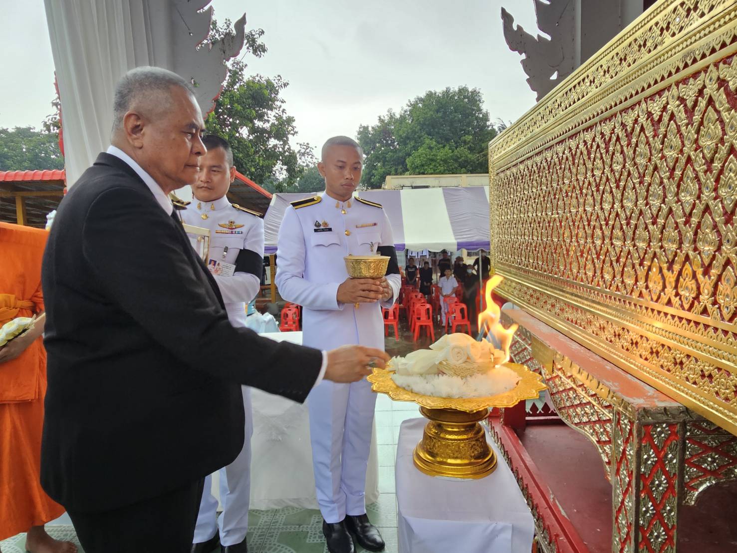 นครสวรรค์-นายก อบจ.เป็นประธานพิธีพระราชเพลิงพระราชทานเพลิงศพตำรวจ