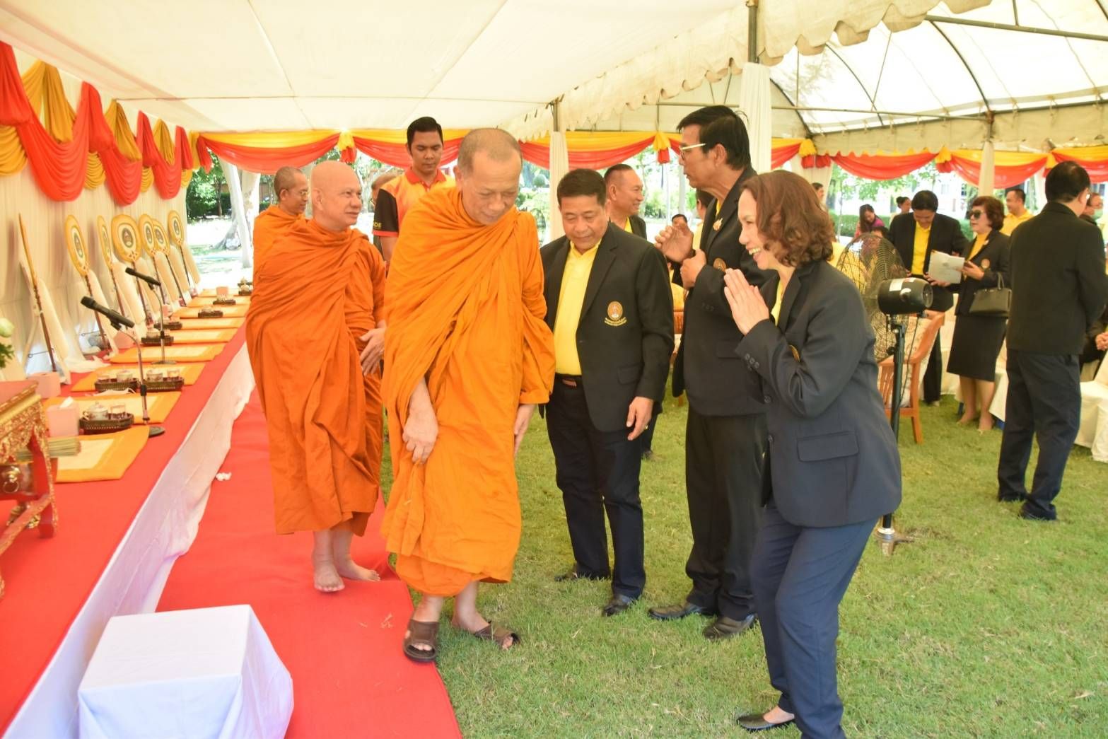 อยุธยา-มรภ.หลอมดวงใจเป็นหนึ่งเดียว จัดงานสมโภชหอพระพุทธรูปพระพุทธไตรรัตนนายกฯ