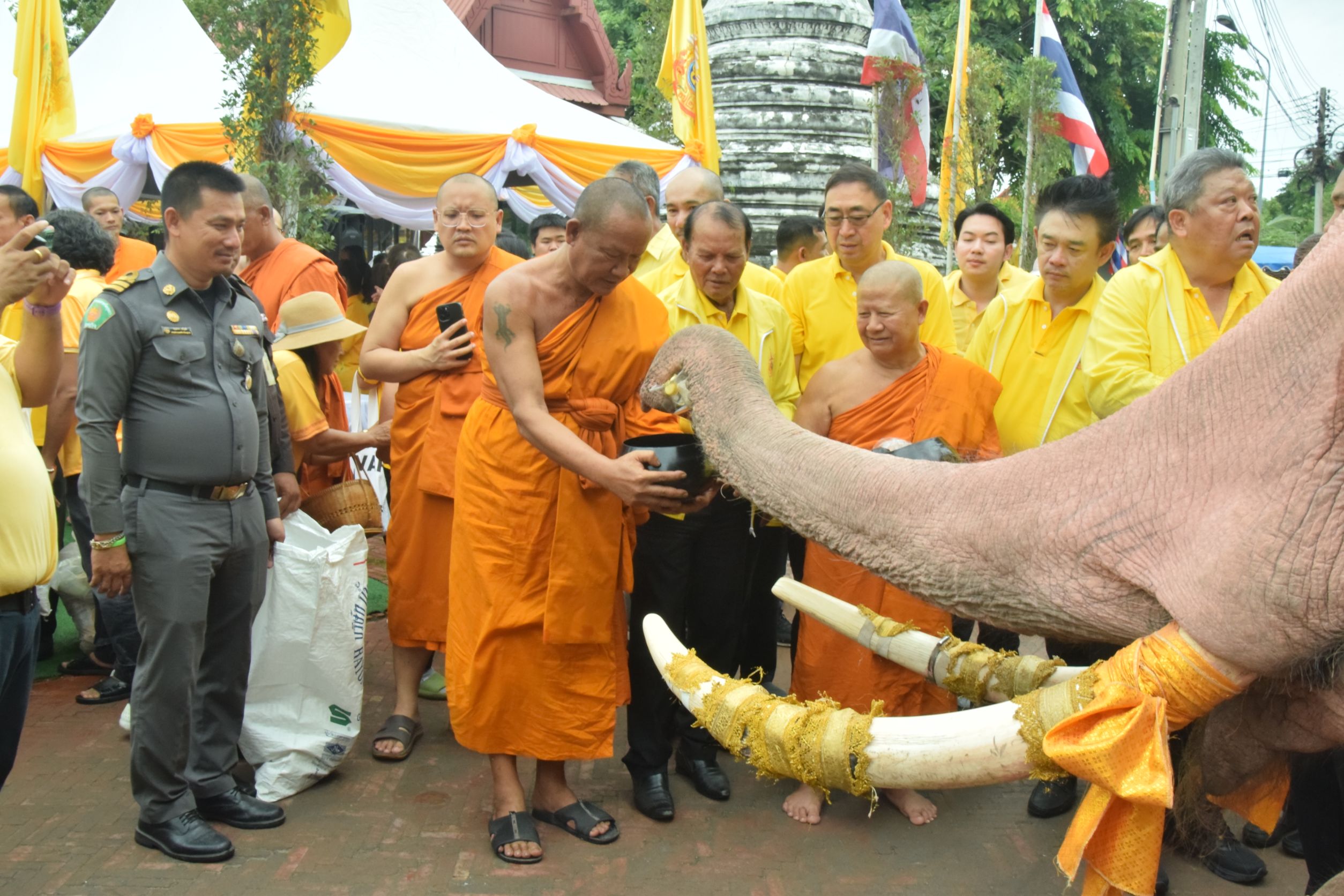 อยุธยา-ทน.กรุงเก่า ถวายพระพรชัยมงคล เฉลิมพระเกียรติพระบาทสมเด็จพระเจ้าอยู่หัวฯ