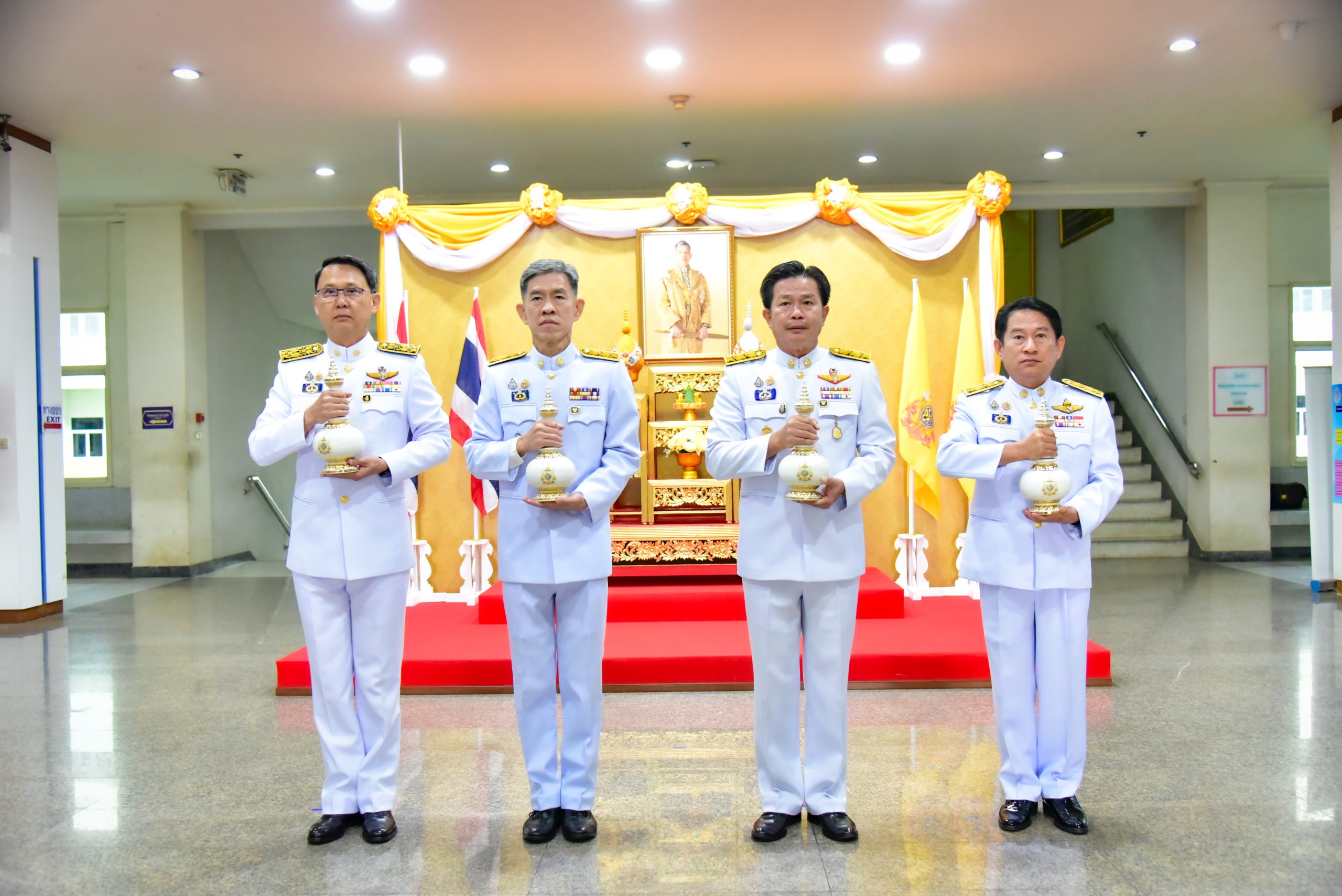 นครปฐม-เชิญคนโทน้ำพระพุทธมนต์ศักดิ์สิทธิ์