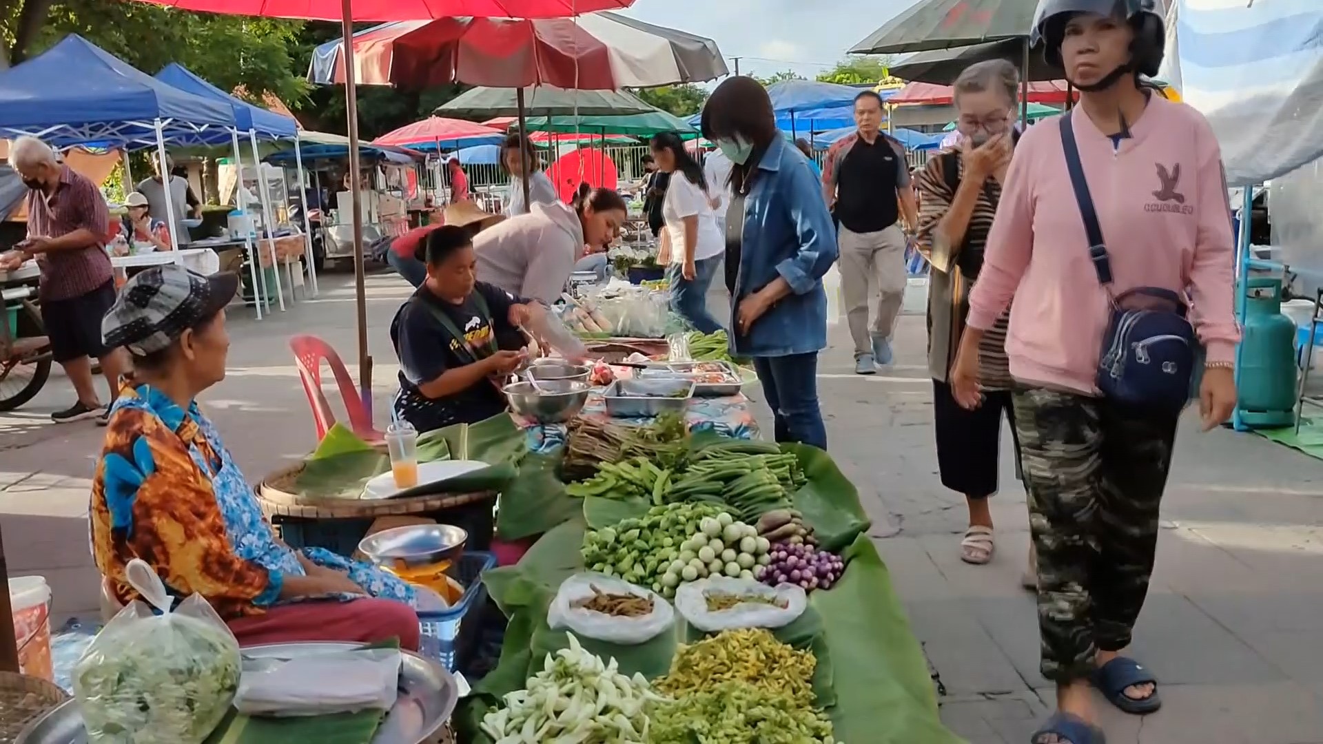 อุทัยธานี-ประชาชน แม่ค้า พ่อค้า เริ่มมีความหวัง”เงินดิจิทัลวอลเล็ต”