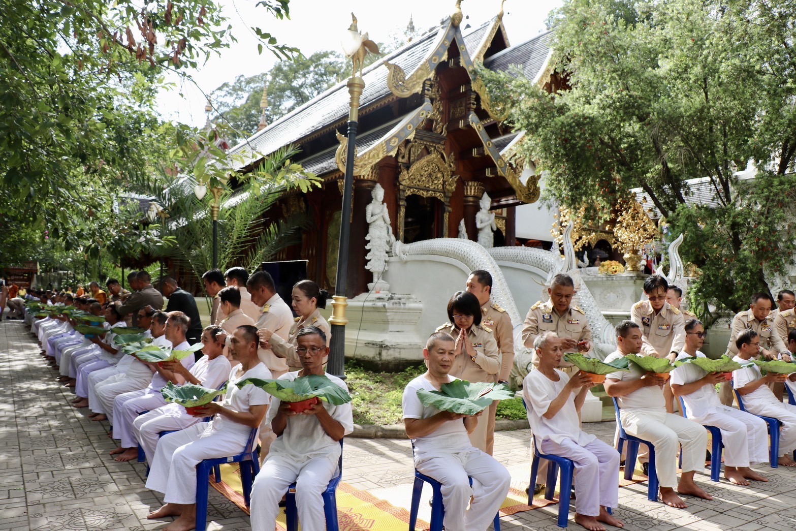 เชียงใหม่-จัดพิธีปลงผมนาคผู้เข้าร่วมโครงการบรรพชาอุปสมบท เฉลิมพระเกียรติพระบาทสมเด็จพระเจ้าอยู่หัวฯ