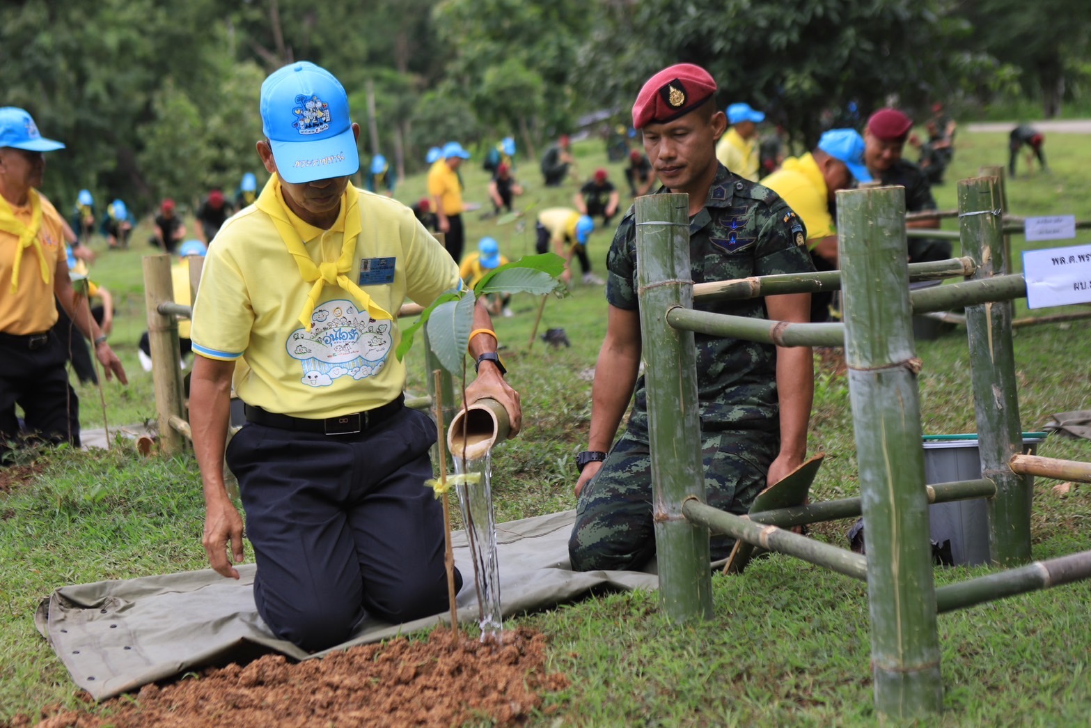 ลำปาง-มทบ.32 ร่วมกับ ร้อย.ฝรพ.3 จัดโครงการปลูกต้นไม้เฉลิมพระเกียรติฯ