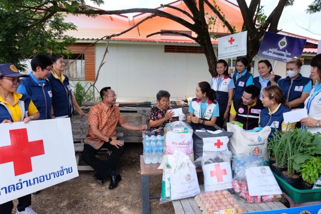 อยุธยา-ลงพื้นที่เยี่ยมผู้ยากไร้ ตามโครงการ “ซ่อม สร้างสุข“ เฉลิมพระเกียรติฯ