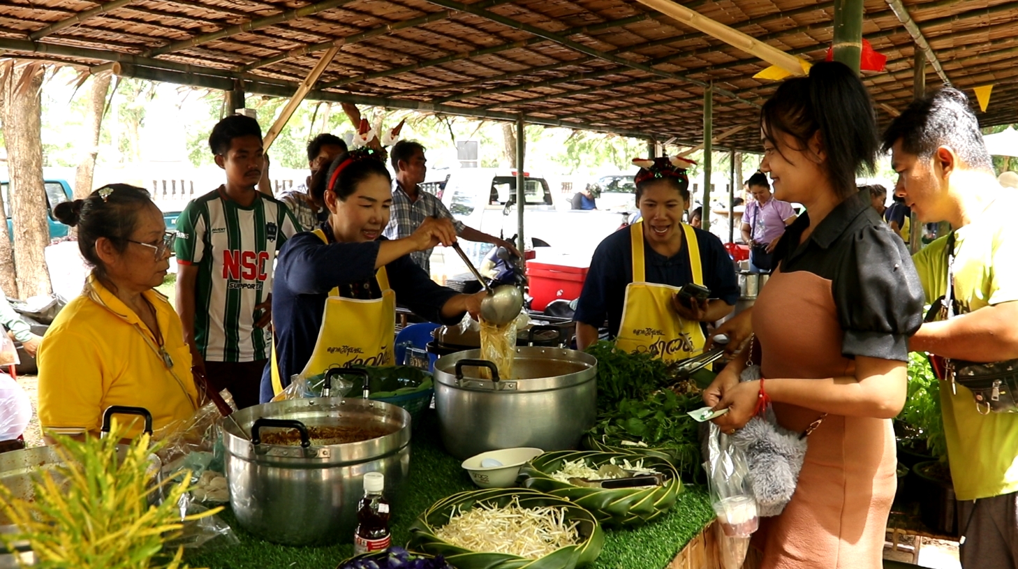 สุพรรณบุรี-เปิดตลาด”วิถีชุมชนชาววัง”