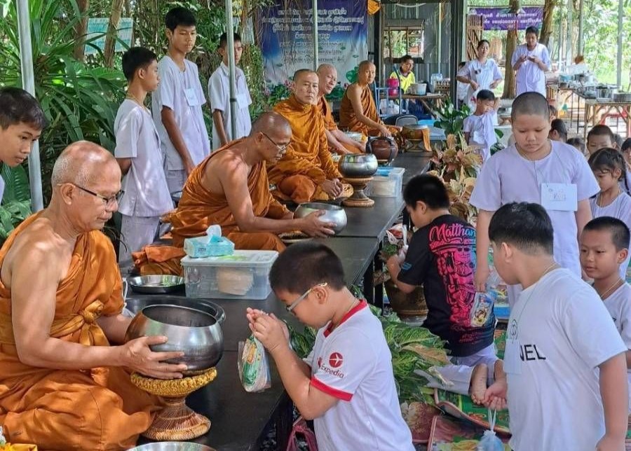 ปราจีนบุรี-วันแม่แห่งชาติ นำเด็กและเยาวชนเข้าค่ายธรรมเฉลิมพระชนมพรรษา ที่สวนป่ามัชฌิมาบวรสิริ