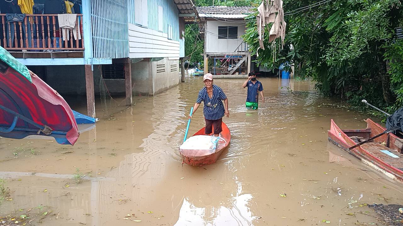 ปราจีนบุรี-น้ำป่าเขาใหญ่-ทับลานมรดกโลกท่วมปราจีนฯ ยังอ่วม!