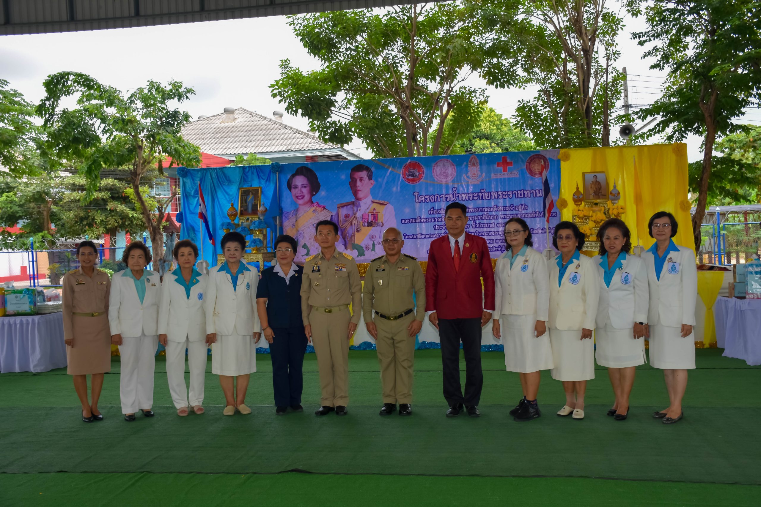 สิงห์บุรี-จัดโครงการน้ำพระทัยพระราชทานฯเลี้ยงอาหารกลางวัน ผู้ต้องขังหญิง