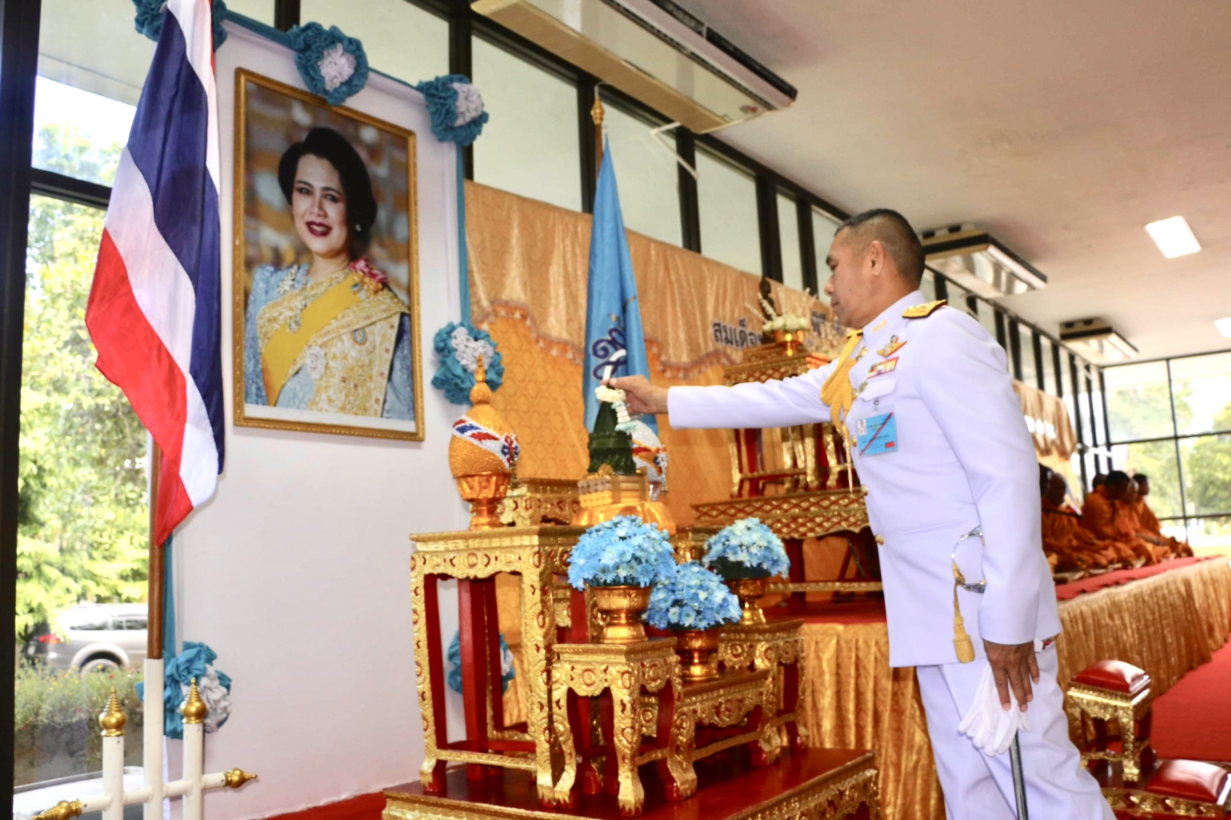 ชุมพร-มทบ.44 ร่วมเจริญพระพุทธมนต์ ถวายพระพรชัยมงคล แด่พระบรมราชินีพันปีหลวง เนื่องในวันเฉลิม 12 สิงหา