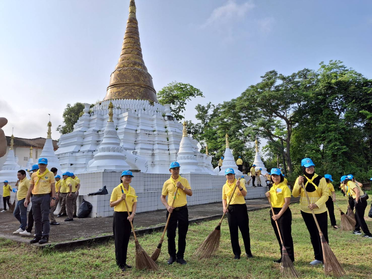 ลำปาง-ผู้ว่าฯจัดกิจกรรมจิตอาสาพัฒนา