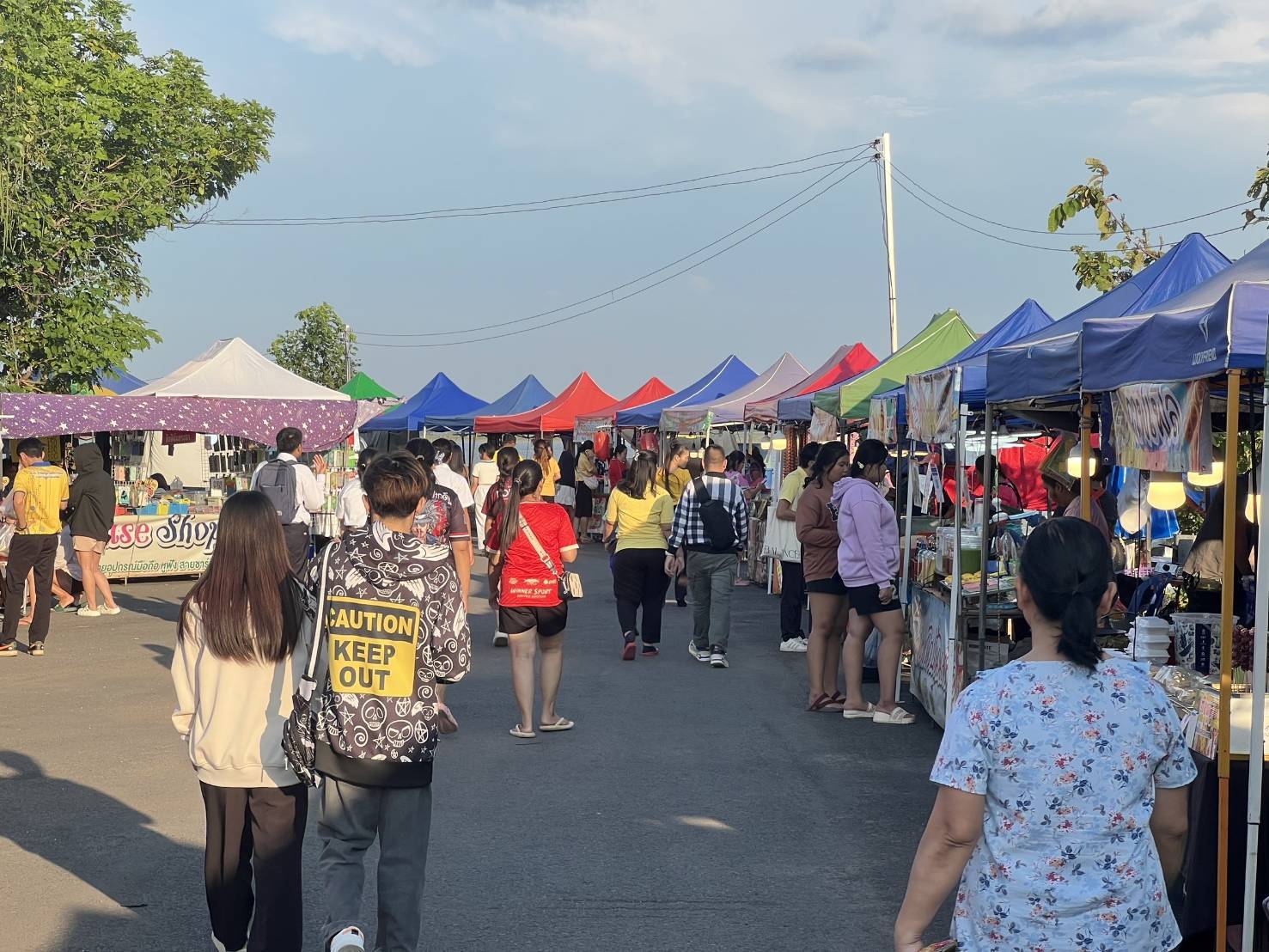 อำนาจเจริญ-“ตลาดฮิมอ่าง”ปลายฝน ต้นหนาว”ชม ชิม ช้อป”สินค้าของดี ทุกเย็นวันจันทร์