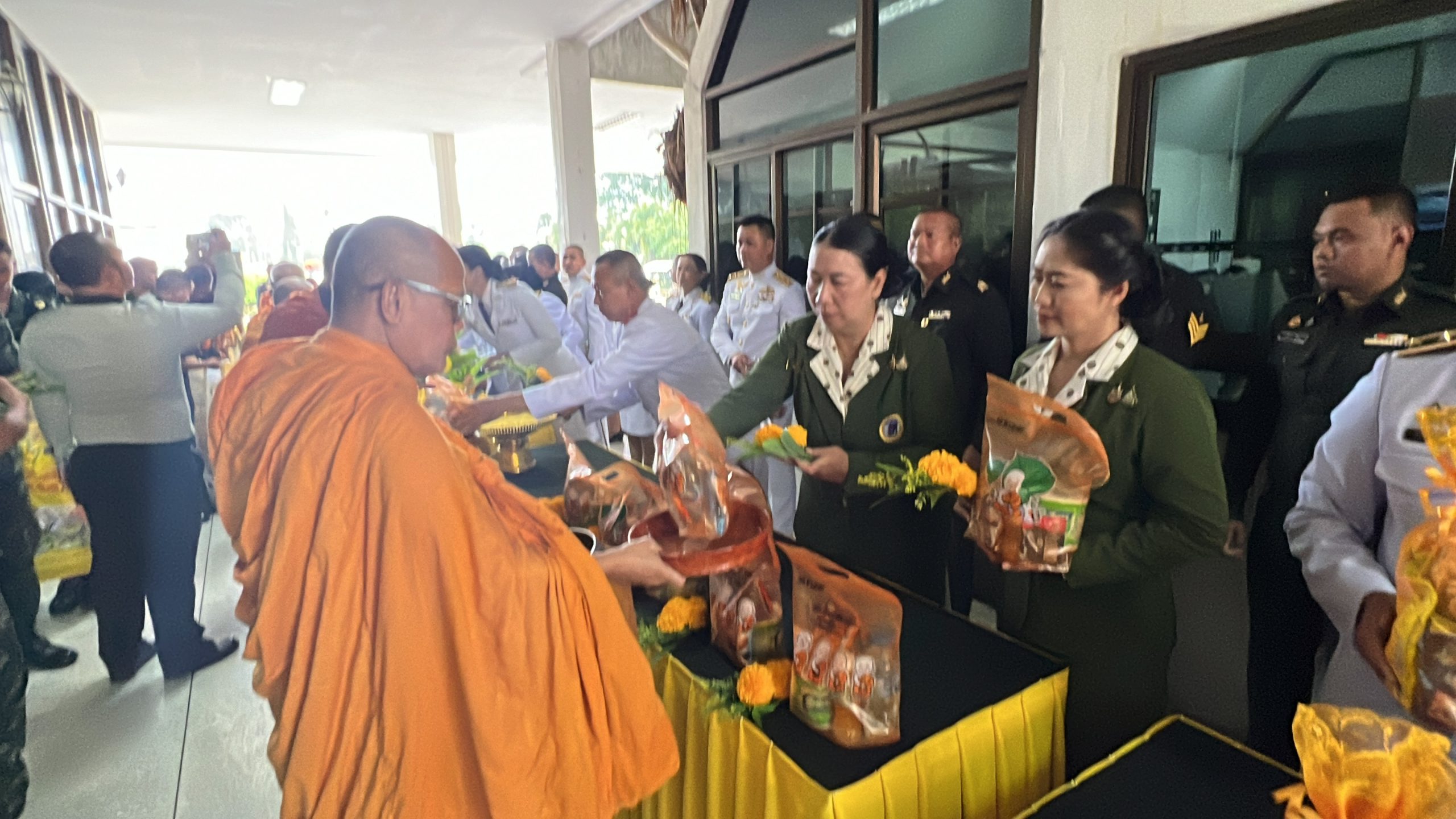 ชุมพร-มทบ.44 จัดกิจกรรม วันนวมินทรมหาราช