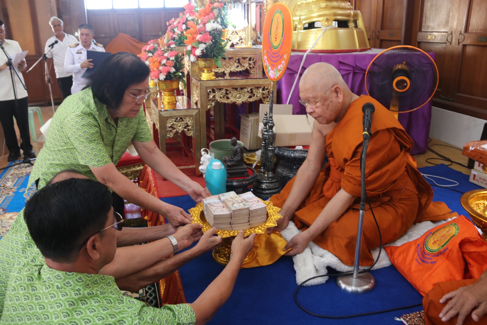 ชลบุรี-มหากุศล ทอดกฐินสามัคคีวัดสัตหีบ สมทบทุนในการบูรณะถาวรวัตถุและการสาธารณกุศล เกือบ 3 ล้านบาท